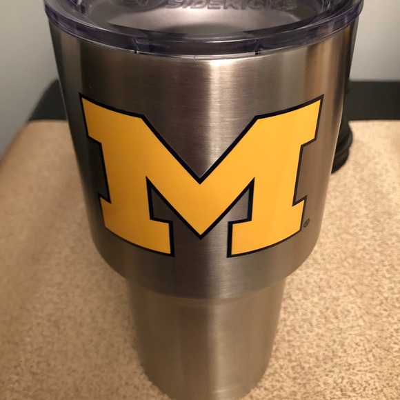 🆕MICHIGAN/U of M Stainless Steel Insulated Tumbler 30 oz - Picture 6 of 6